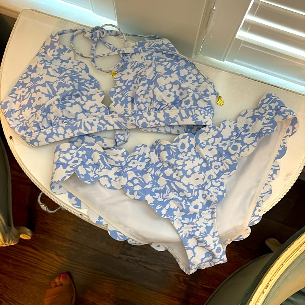 Jessica Simpson swimsuit